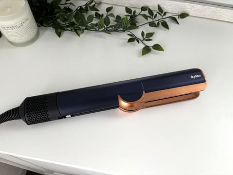 ダイソンのストレート“ドライヤー”が画期的。アイロン手放せない人に