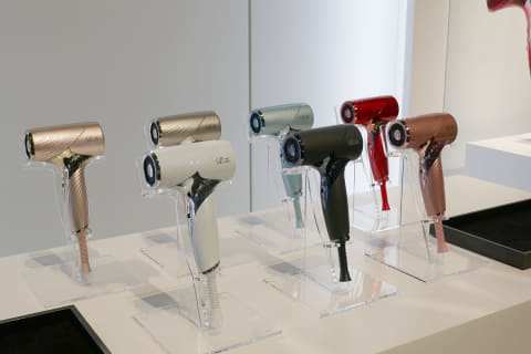 ReFa史上最小ドライヤー 小さくてもツヤ髪叶える - 家電 Watch