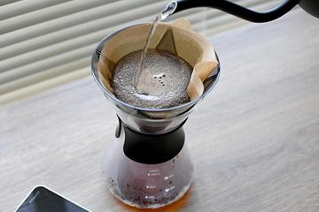 USB給電もできる卓上保湿器「プラズマクラスターデスクトップ