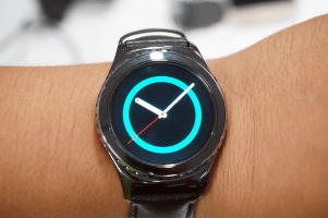 サムスンのスマートウォッチ「Gear S2/S2 classic」国内登場、ドコモと