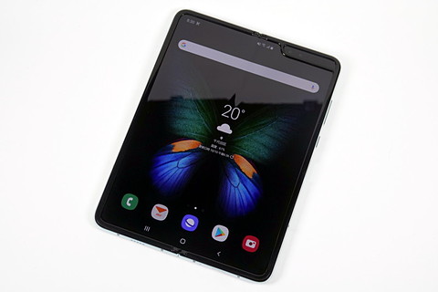 ケータイ Watchスタッフが見る「Galaxy Fold」] - ケータイ Watch