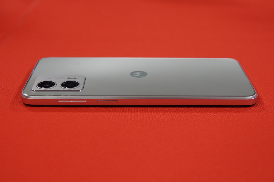 ワイモバイルから「moto g53y 5G」、2万円台前半で29日発売 - ケータイ