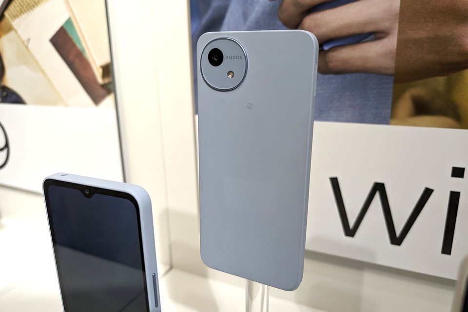 楽天モバイル、「AQUOS wish4」を29日発売 - ケータイ Watch