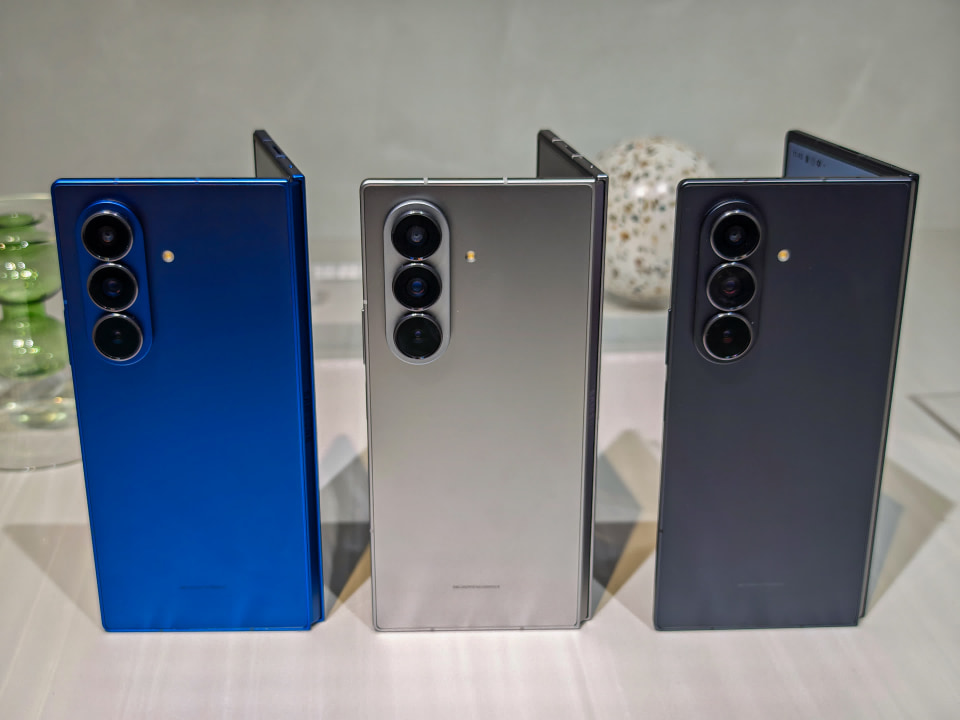 サムスンが「Galaxy Z Fold7」発表 フォルダブルスマホなのに薄さ8.9mm