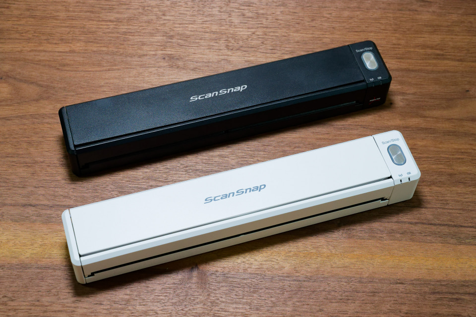 Type-Cになったドキュメントスキャナー「ScanSnap iX110」、カバーも