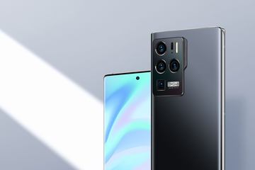 auから「ZTE a1」、8月5日発売で5万9980円 - ケータイ Watch