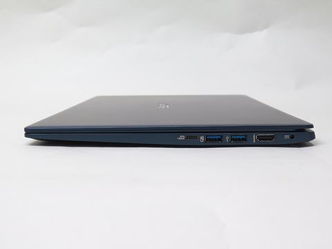 PC短評】Core i5と14型タッチ液晶搭載で970gの「日本エイサー Swift 5