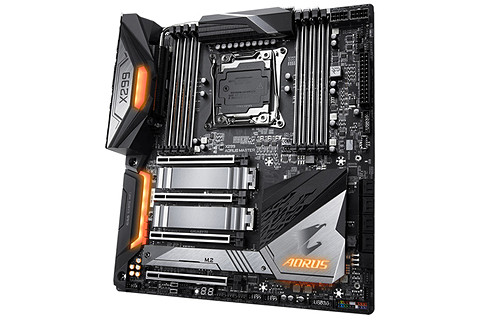 GIGABYTE、7万円超のハイエンドIntel Z390搭載マザーボード ～X299