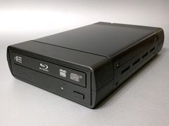 やじうまミニレビュー】デスクトップ用のBDドライブを外付けで利用