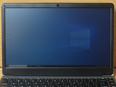 PC短評】34,000円で8GBメモリ+256GB SSD搭載の14.1型フルHDノート