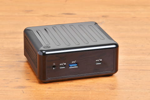 手のひらサイズの高性能8コアRyzenベアボーンキットをCrucialメモリ