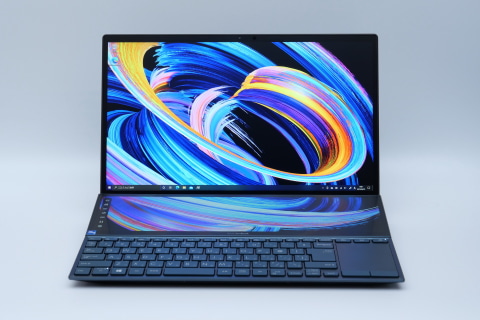 Hothotレビュー】2画面ノートは想像以上に実用的だった! 「ZenBook Duo
