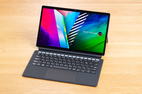 元アイドルのスマホ女子にタブレットPCを使ってもらった。有機ELで9万