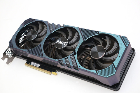 レビュー】色が変化するPalitの限定版ビデオカード「GeForce RTX 3060