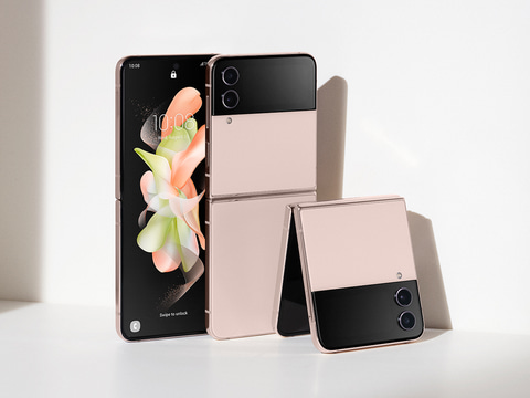Samsung、Snapdragon 8+ Gen 1搭載フォルダブルスマホ「Galaxy Z Flip4