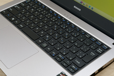 サブ機や、学習用にうってつけ！6万円のRyzen搭載14型ノート「mouse A4