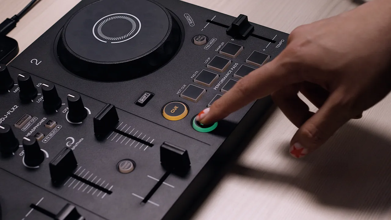 DJの始め方・クイックガイド - AlphaTheta