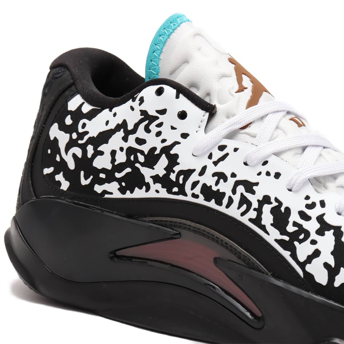 JORDAN BRAND JORDAN ZION 3 PF BLACK/LT BRITISH TAN-WHITE-PEAR