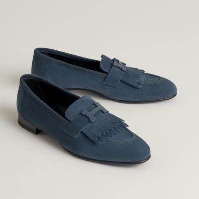 221071Z Q8_front_wm_1