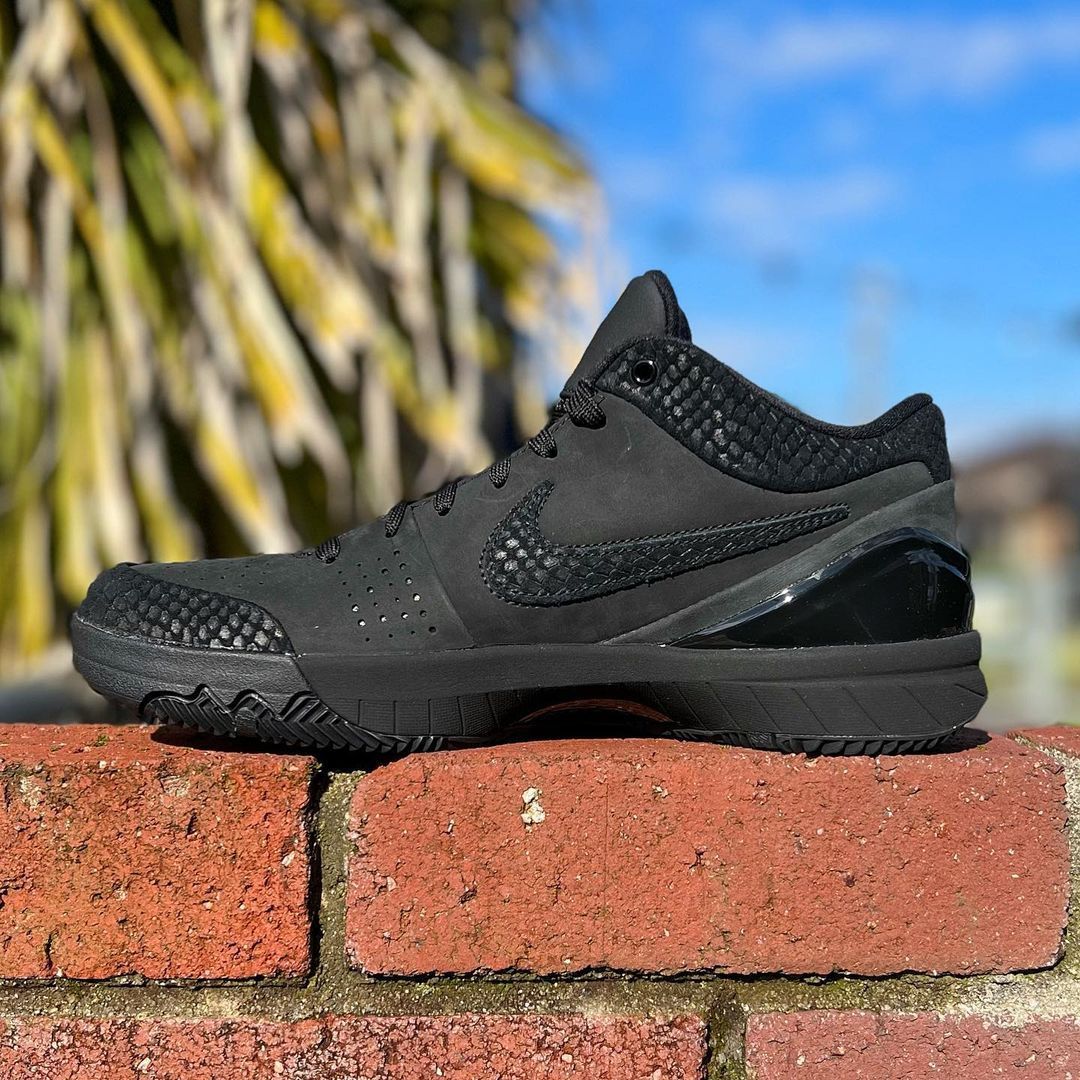 NIKE KOBE 4 PROTRO 'GIFT OF MAMBA' ナイキ コービー 4 プロトロ