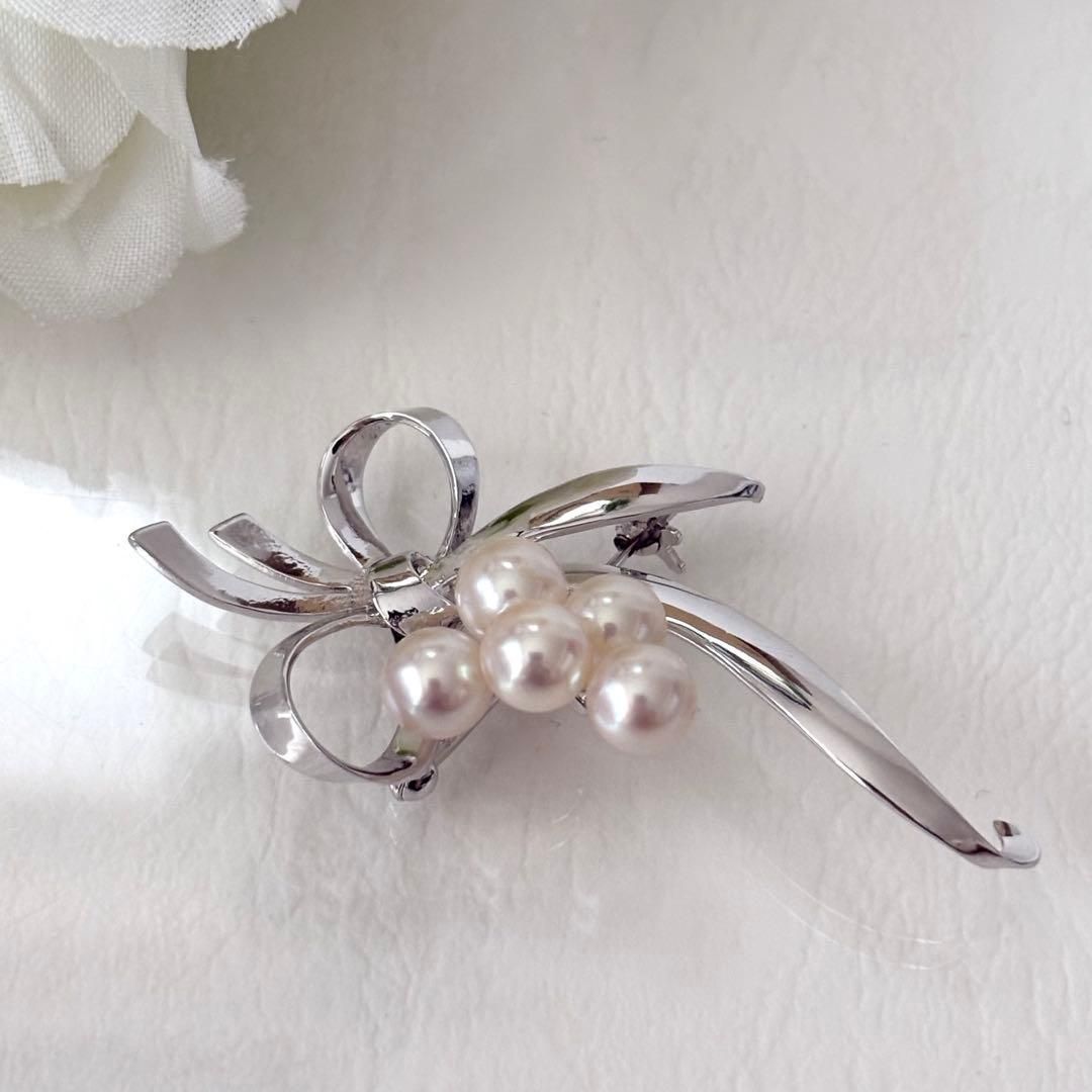057【ミキモト】シルバー パール リボン ブローチ - メルカリ