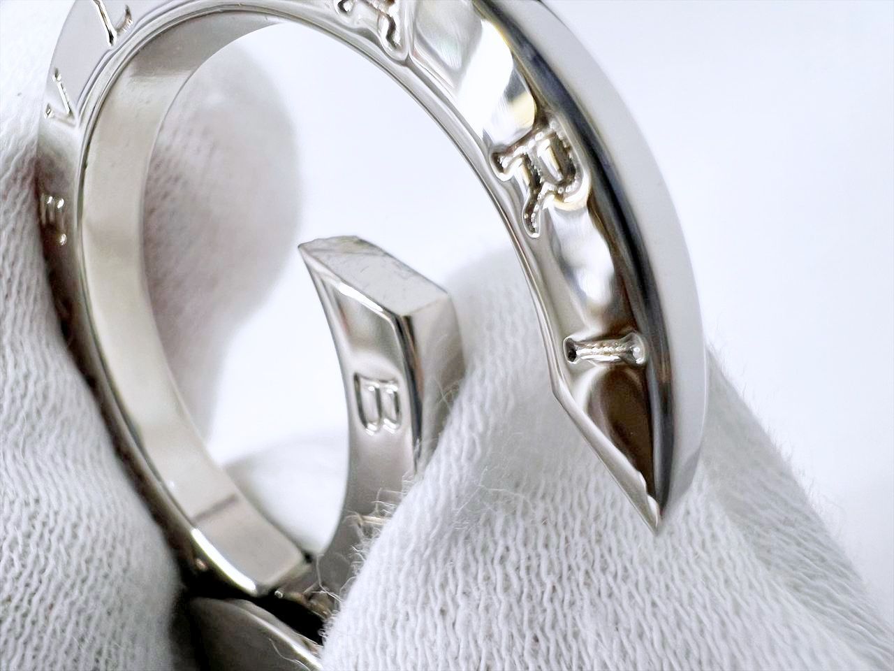 未使用保管 美品 BVLGARI ブルガリ マン キーリング 黒 シルバー