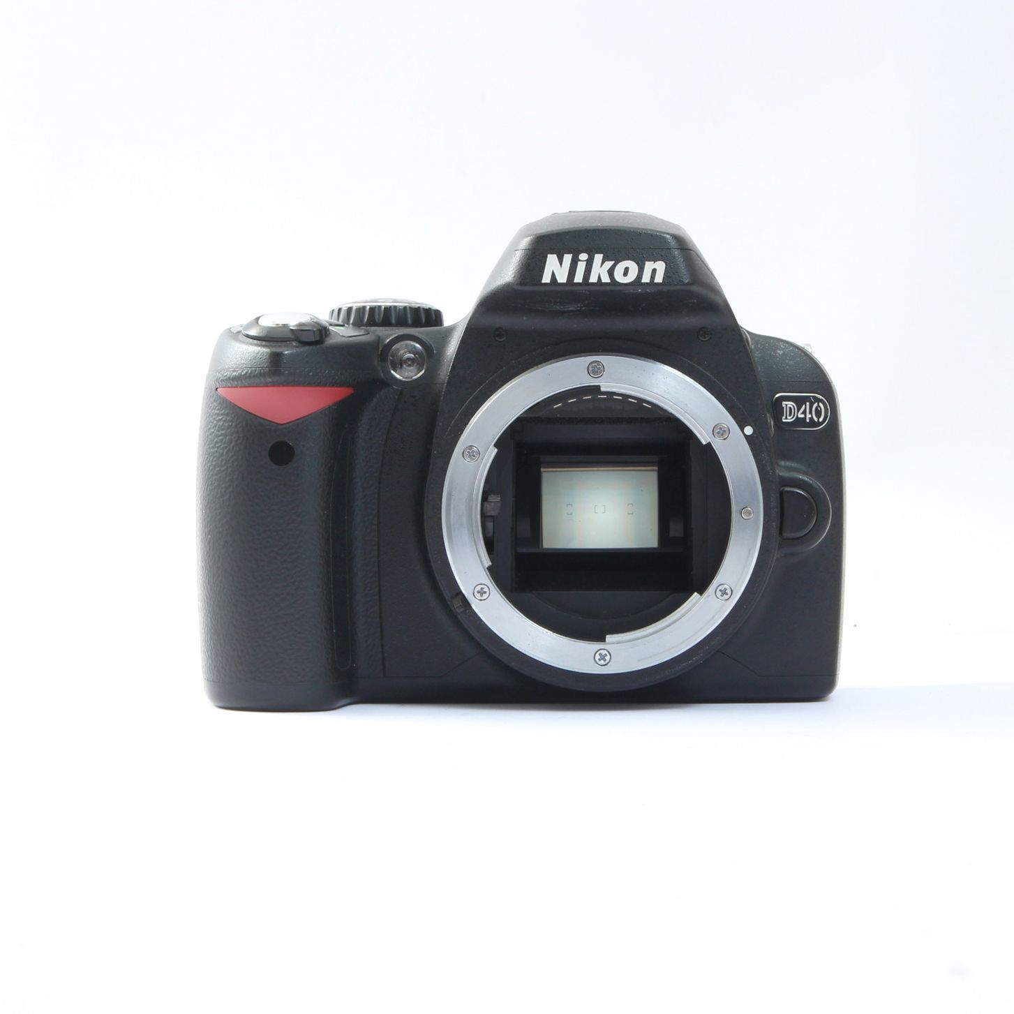 Nikon ニコン D40 + AF-S DX 18-55mm F3.5-5.6 G VR レンズセット