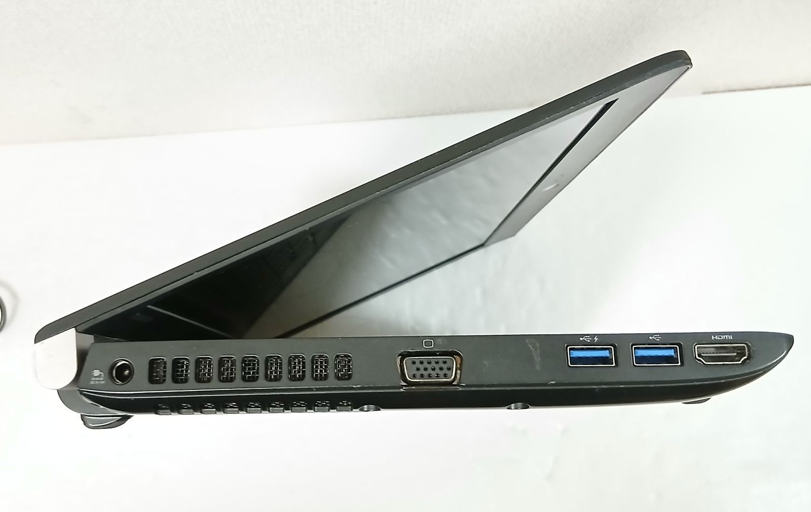 ピアノブラック東芝ノートパソコンSSDwin11 オフィスブルーレイ ピアノ