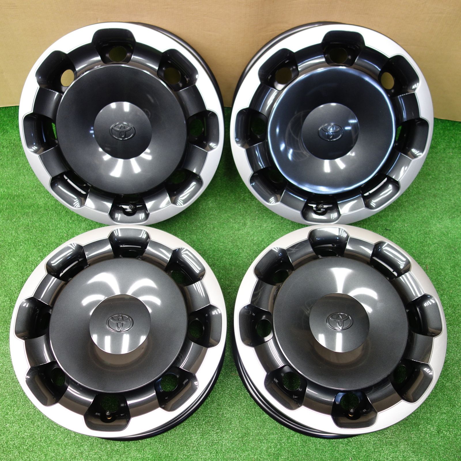 送料無料] 新車外し☆トヨタ 10系 シエンタ Zグレード 純正 スチール