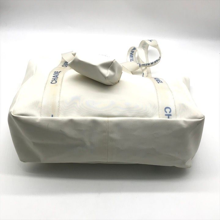 CHANEL シャネル スポーツライン ナイロン ポーチ付き ロゴ レディース