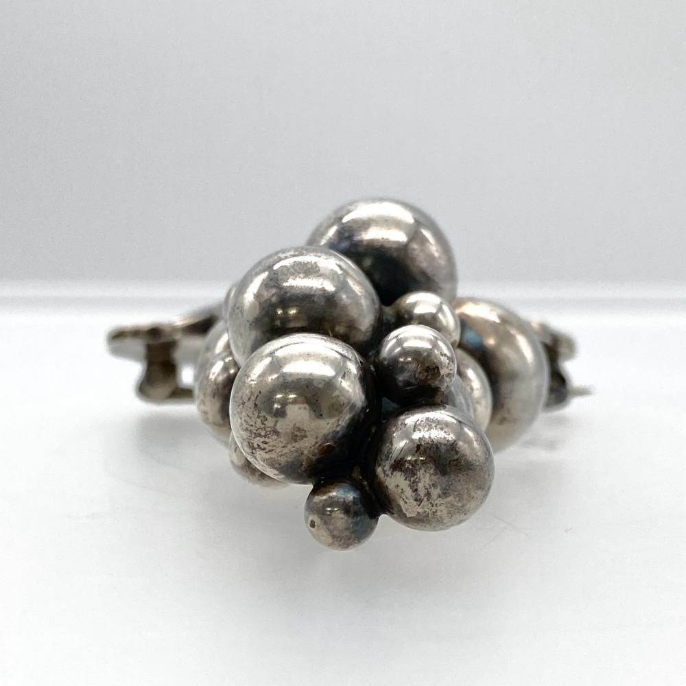 ジョージジェンセン Georg Jensen 葡萄モチーフ ブローチ SV925 24.4g