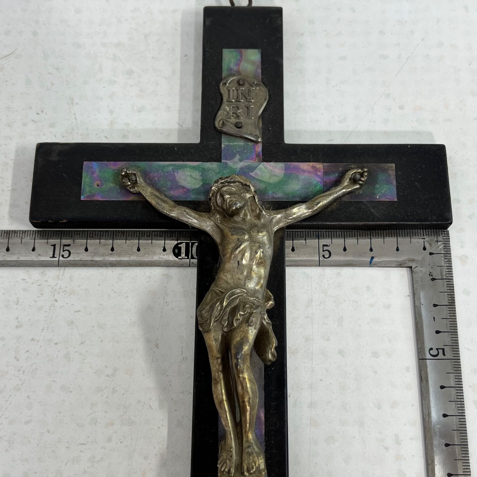 ヴィンテージ】木製 十字架 イエス像 INRI キリスト クロス - メルカリ