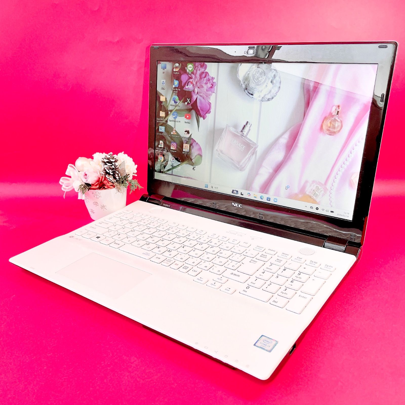 バッテリー良好‼️ブルーレイ見れる✨️初期設定済み すぐ使える