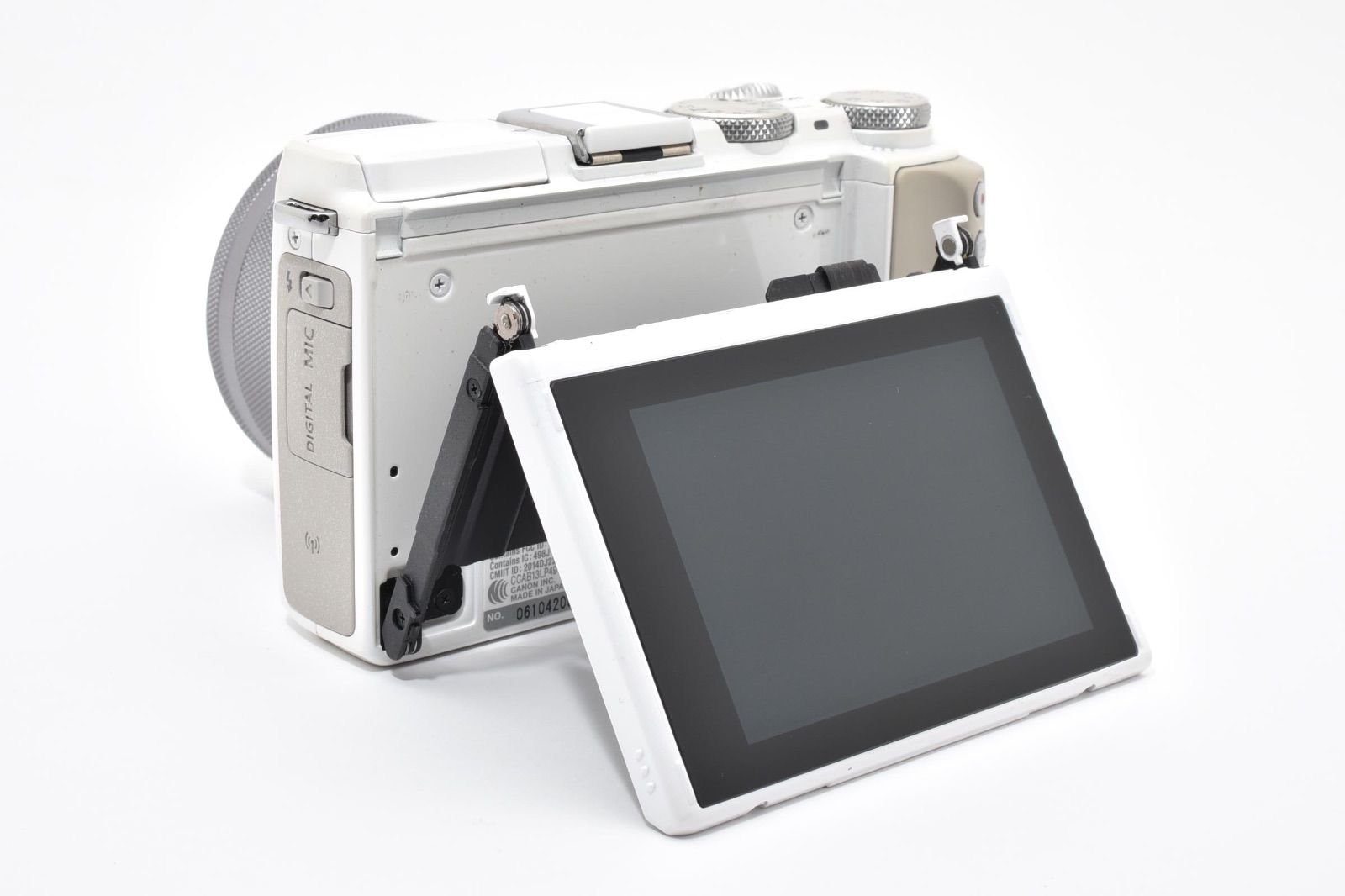 美品】キヤノン Canon EOS M3 レンズキット☆WIFi搭載&高画質