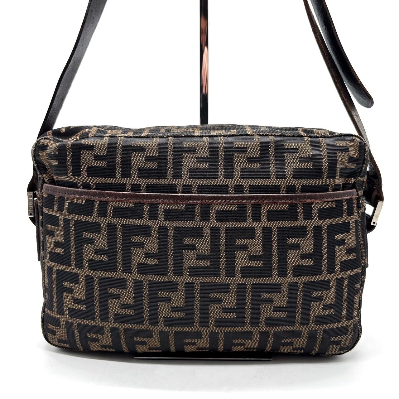 良品】FENDI フェンディ ズッカ柄 ショルダーバッグ ポシェット ポーチ