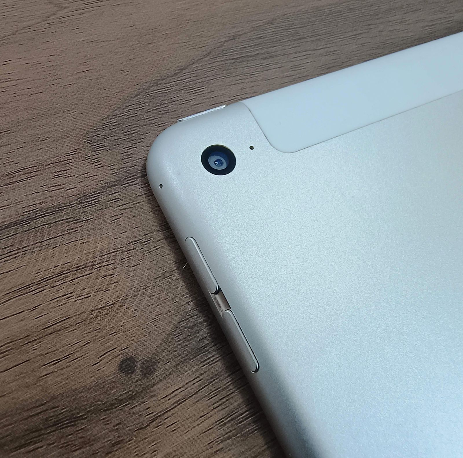 iPad mini 4 Wi-Fi+Cellular 16GB MK702J/A シルバー 箱付き - メルカリ