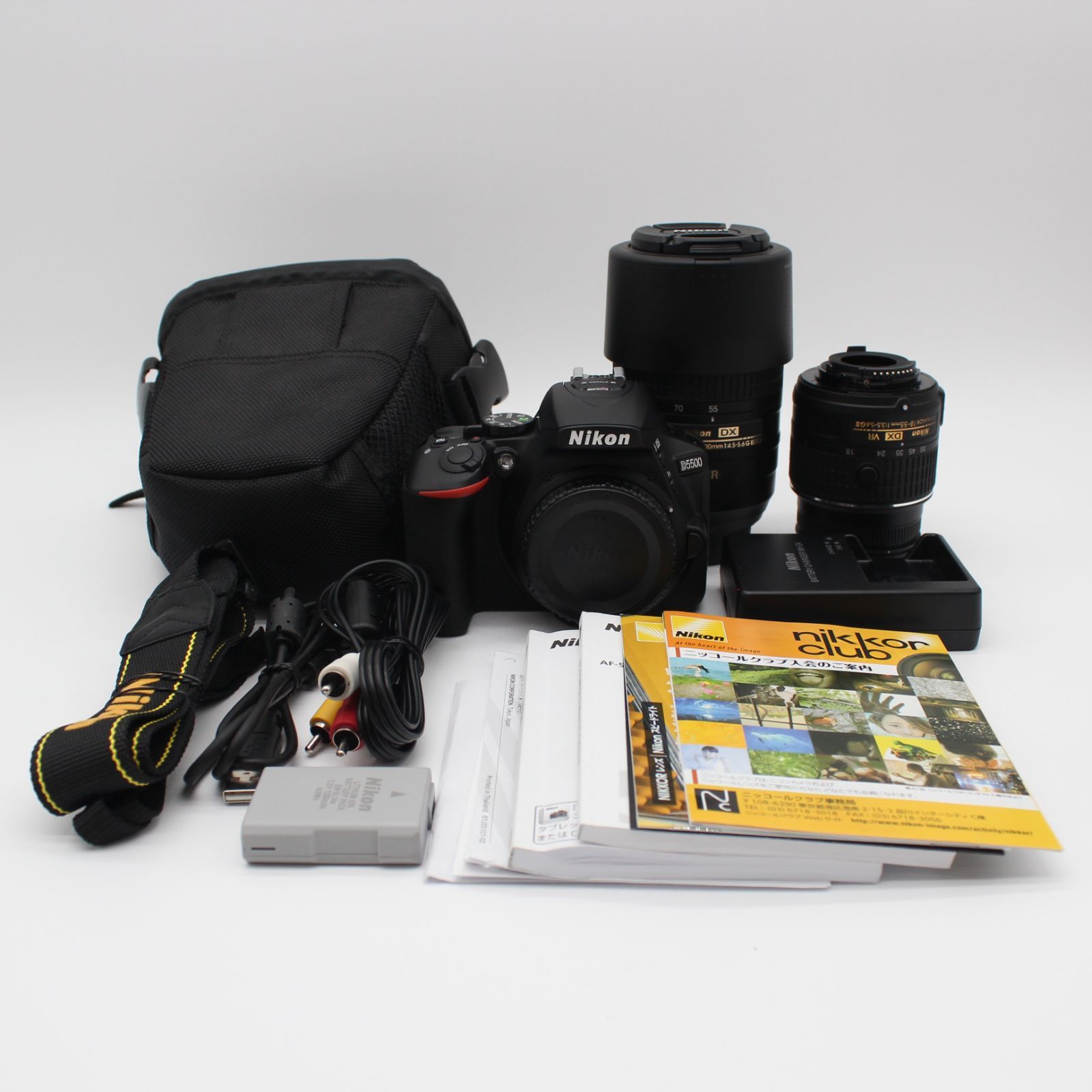 ショット数56回 ≪美品≫ Nikon D5500 ダブルズームキット ブラック