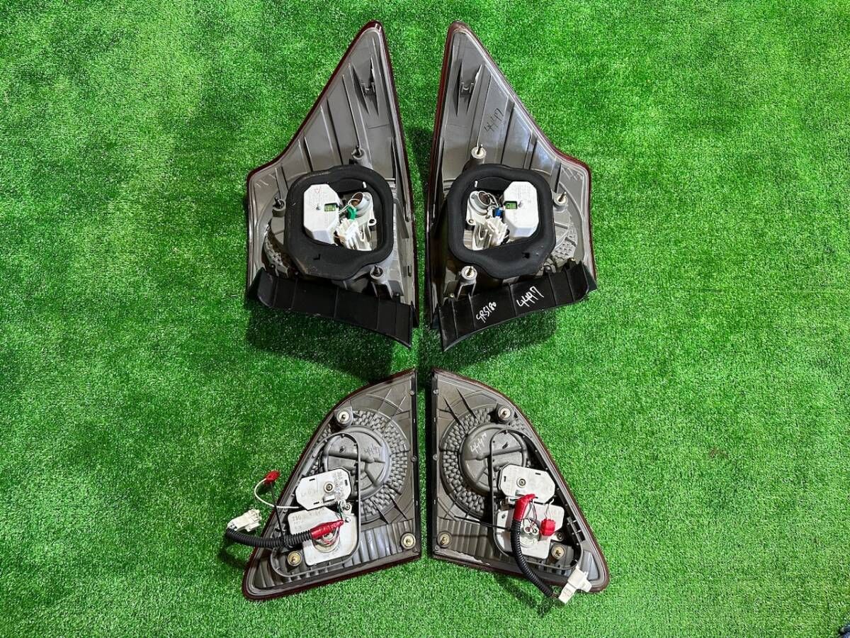 MO2-00110 トヨタ 純正 GRS180 GRS182 18系 クラウン アスリート LED