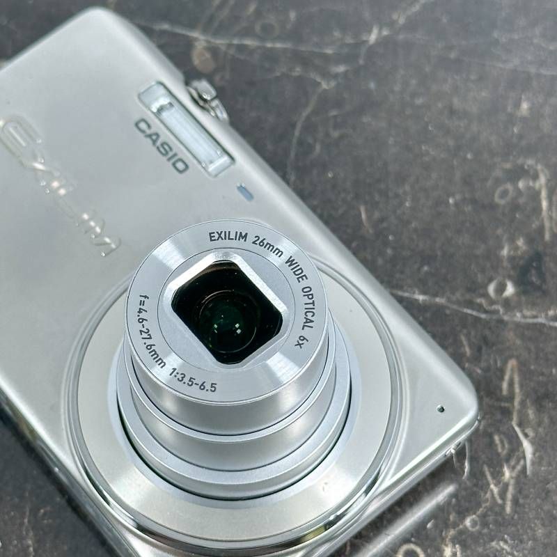 美品】CASIO EXILIM EX-ZS20 シルバー コンパクトデジタルカメラ 1610