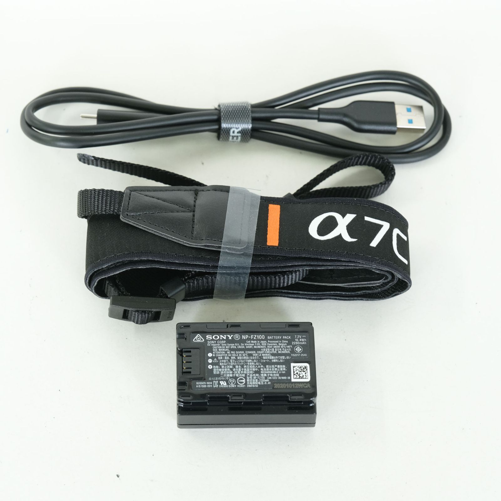 良品 | シャッター数9,429回] SONY α7C（ILCE-7C） [ボディ シルバー