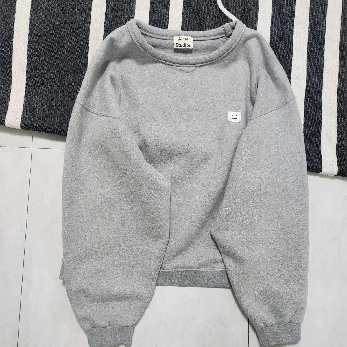 Acne Studios アクネストゥディオズ スウェット グレー - メルカリ