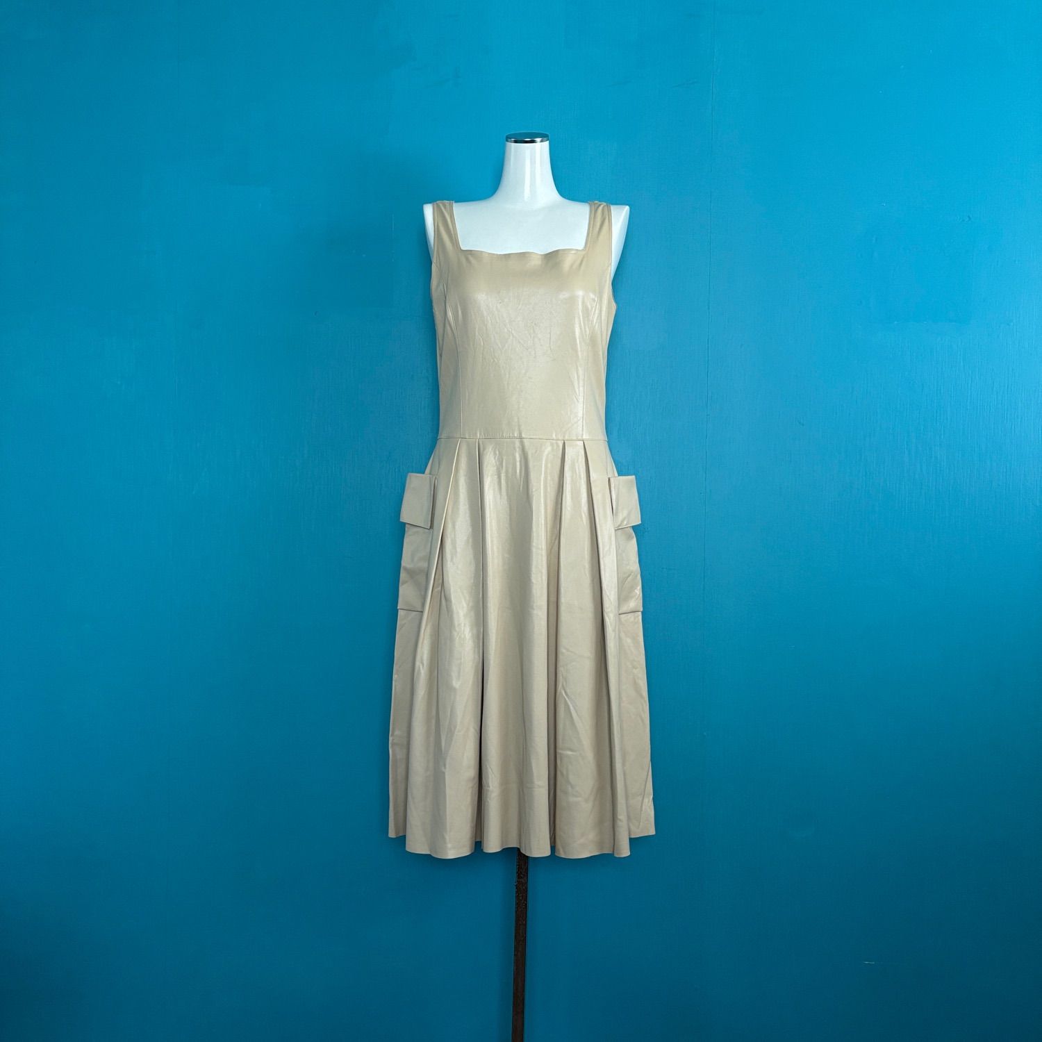 1496 FOXEY NEW YORK フォクシーニューヨーク 人工皮革 ノースリーブ