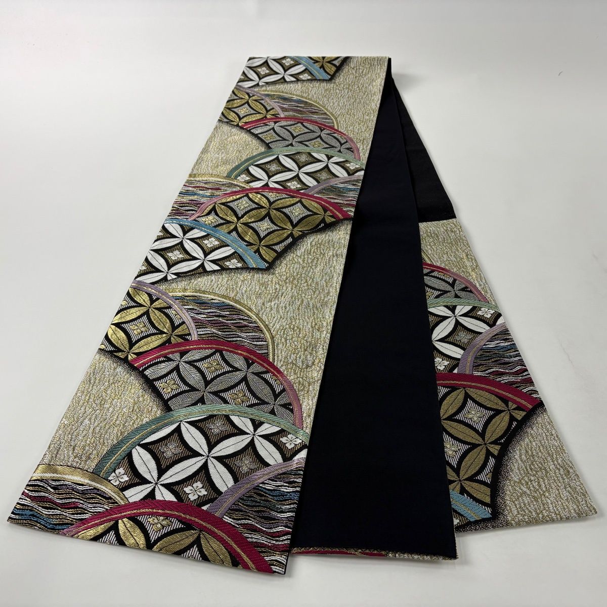 袋帯 秀品 七宝 花菱 金銀糸 唐織 金色 六通 正絹 【中古】 - メルカリ