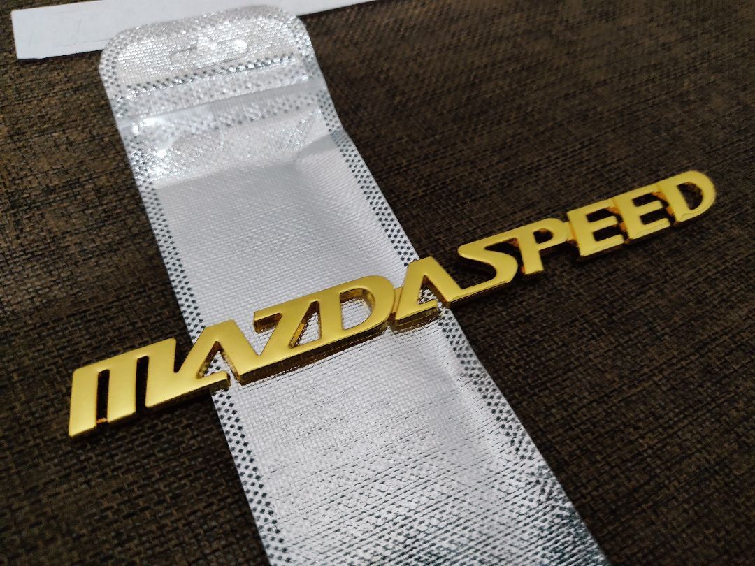 高品質 MAZDA SPEED（マツダスピード）エンブレム D2【限定色ゴールド
