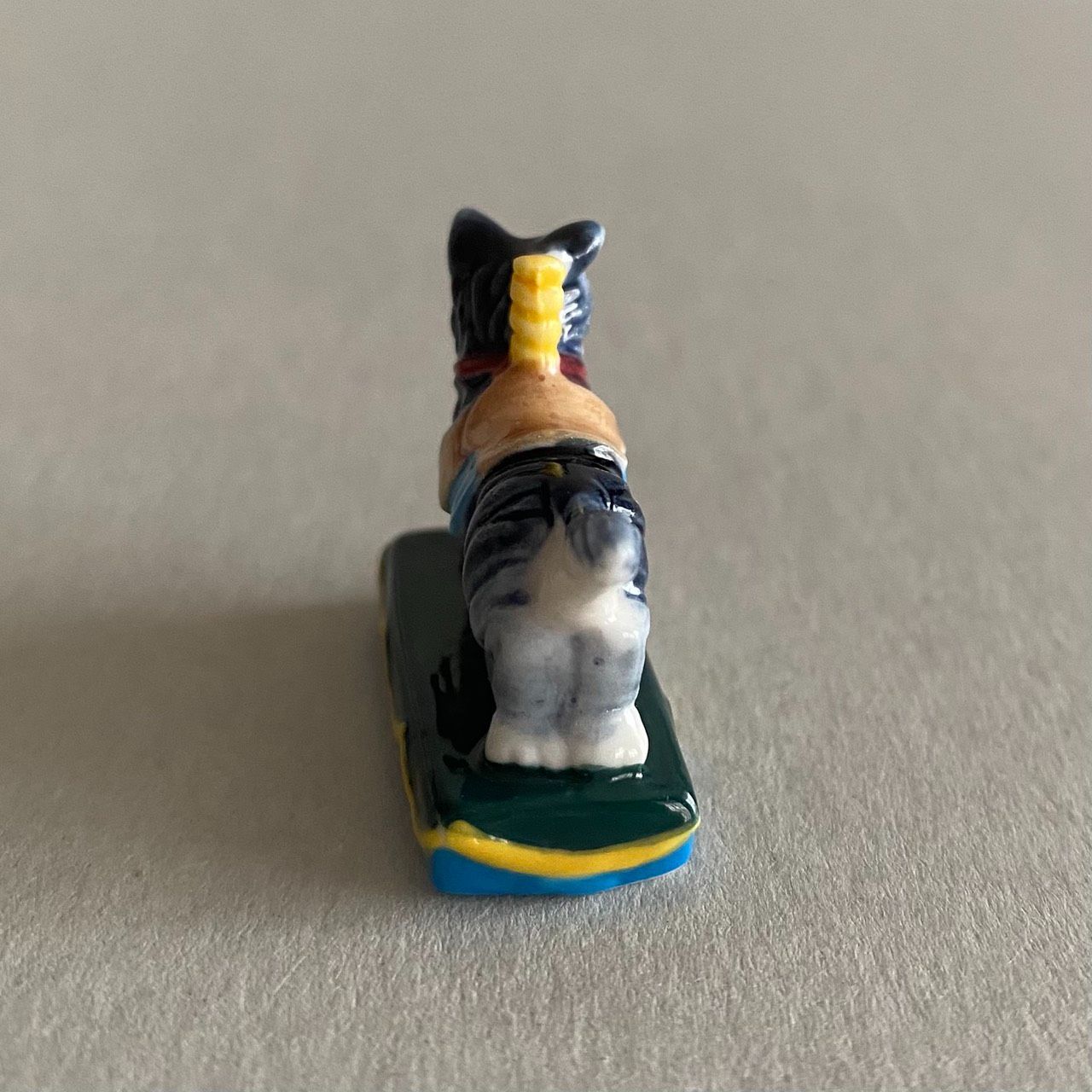 メリーゴーランドのネコのフェーブ／回転木馬／遊園地／フランス雑貨