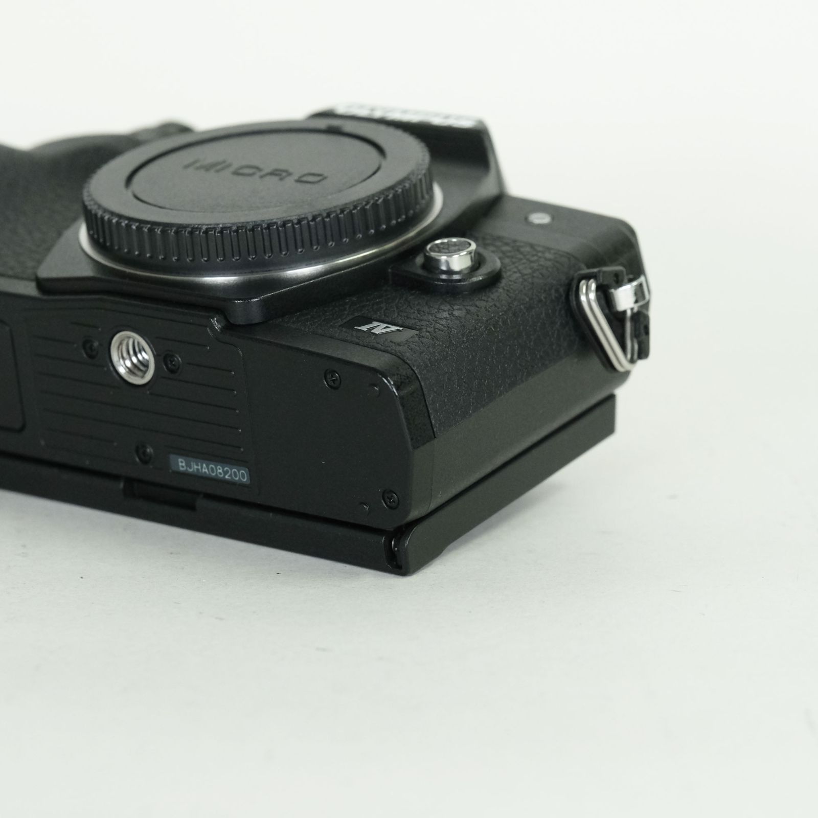 美品 | シャッター数5,881回] OLYMPUS OM-D E-M10 Mark IV [ボディ