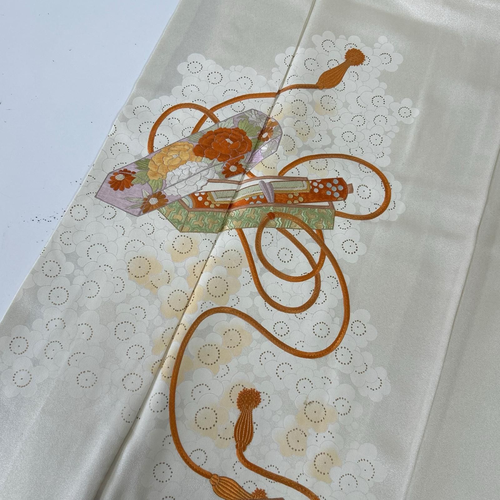 付下げ 刺繍 相良刺繍 裄66 金彩 紋無し 正絹 着物 MK-4140 - メルカリ