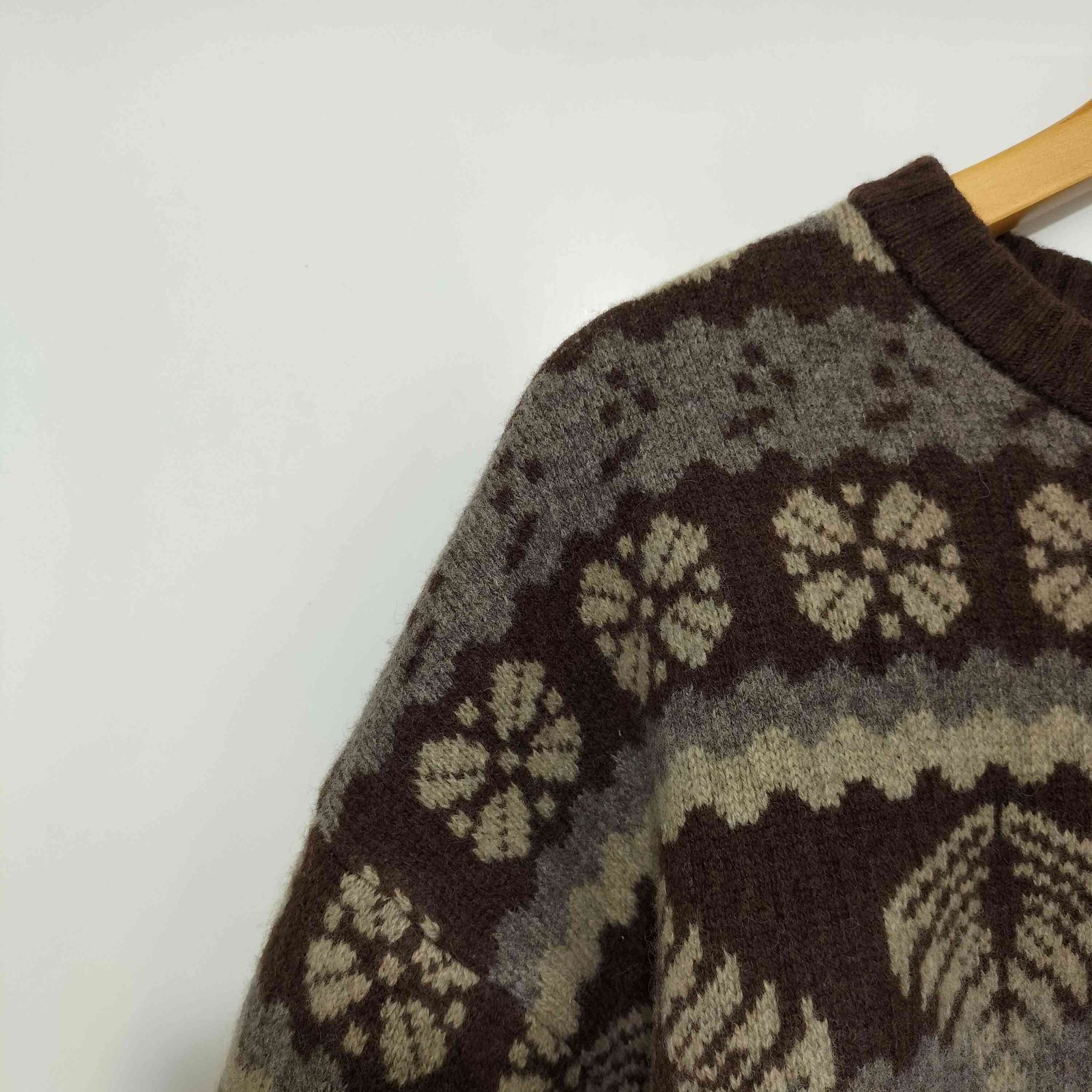 ビームス BEAMS 25AW STARBUCKS STAND ジャカード クルー ニット