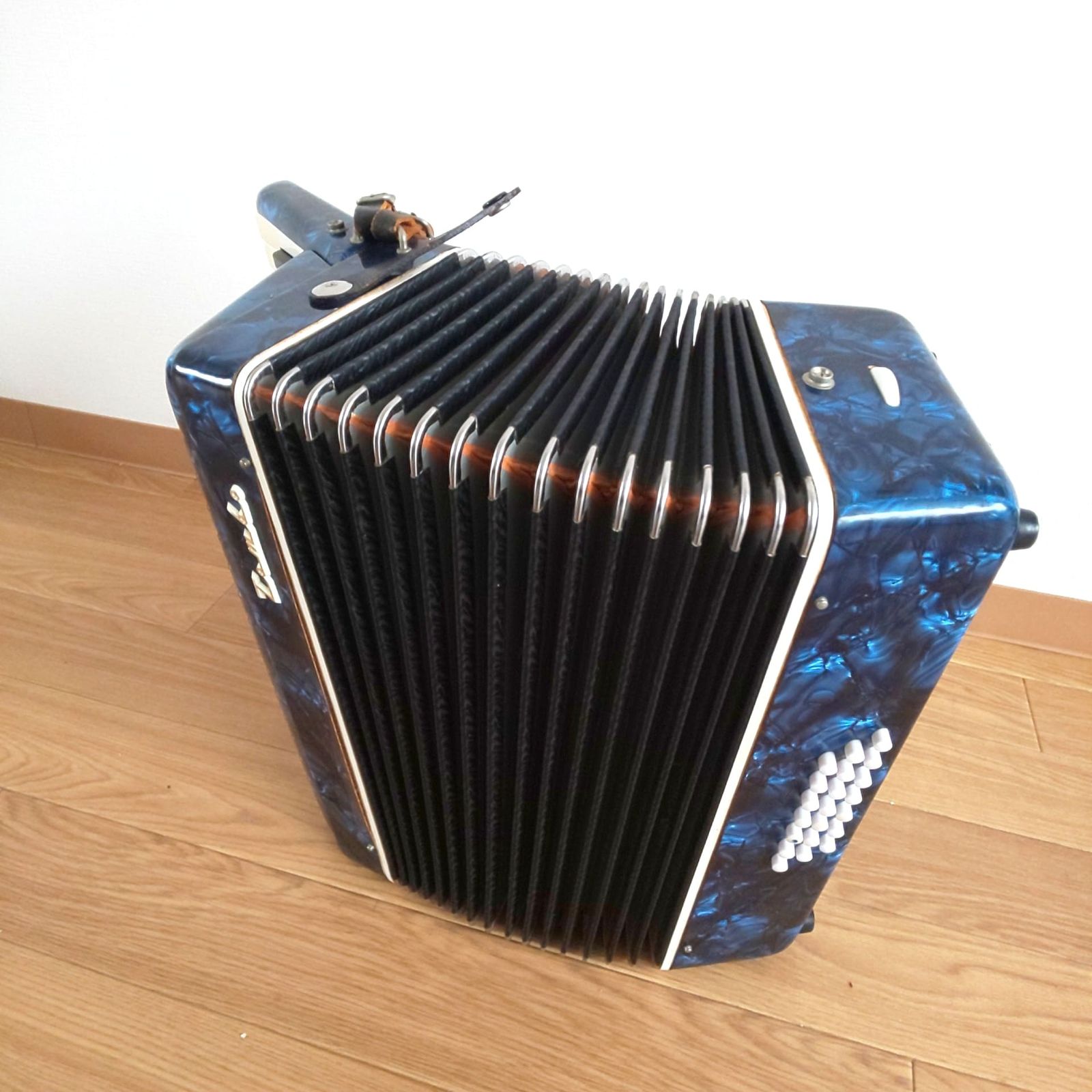 TOMBO トンボ アコーディオン No.211 30鍵盤 TOMBO トンボ トンボ楽器