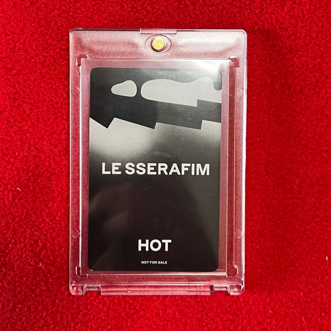 OneMall provides Mercari products: Le Sserafim ユンジン 直筆サイン